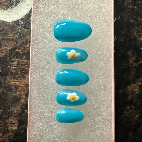 “Sunny Side Up ☀️🍳” Press On Set by LoveScottiNails - Picture 3 of 7